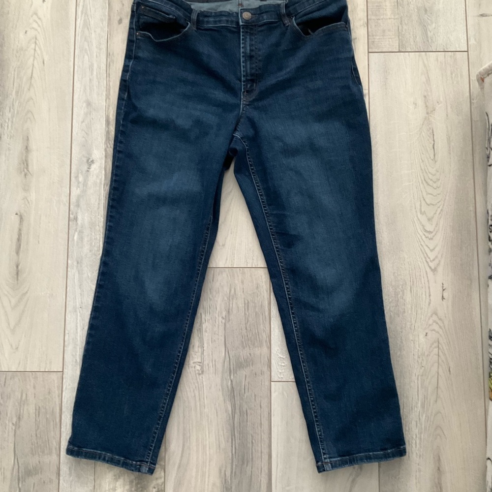 Reitmans Dark Blue Straight Leg Women’s Jeans